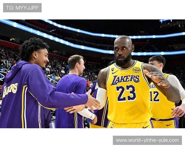 湖人连胜势头强劲詹姆斯带队再创赛季新高光时刻